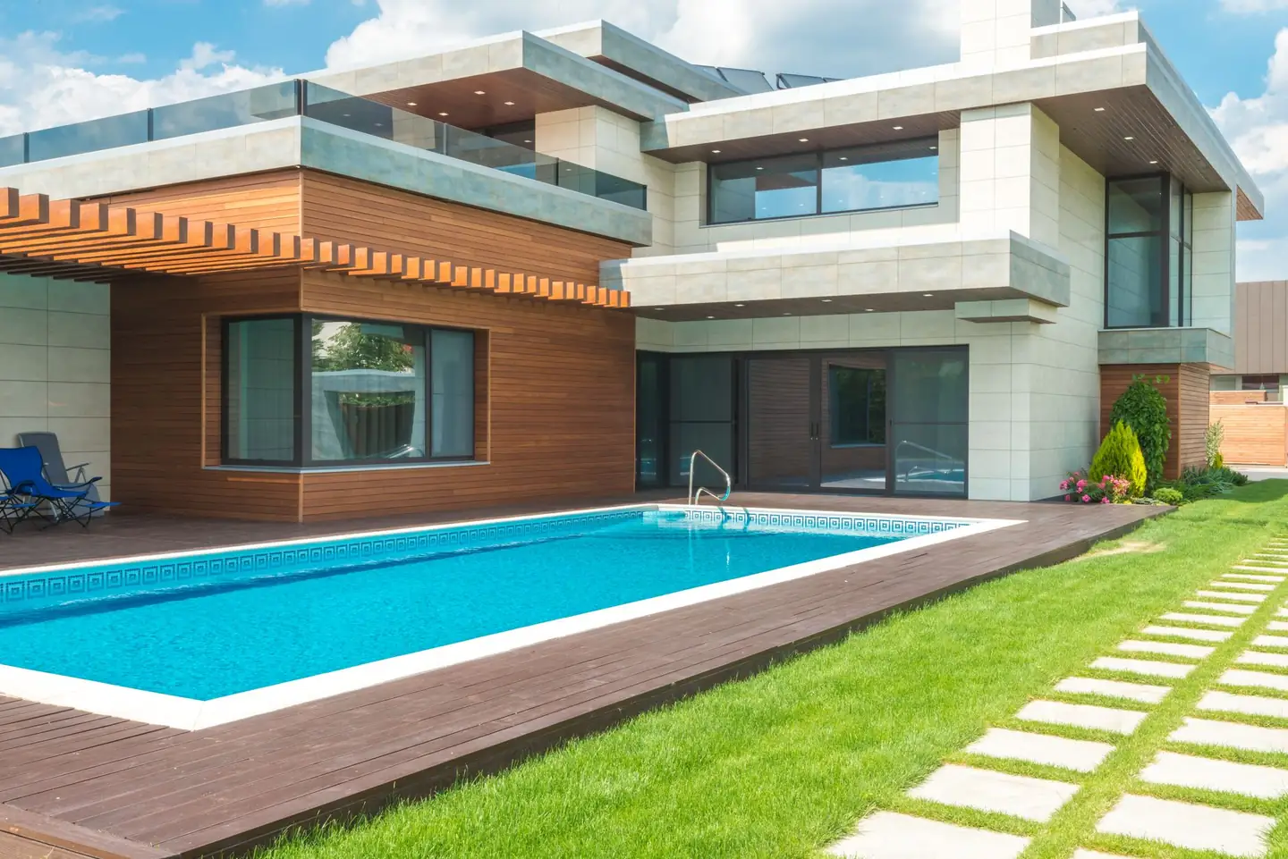 Infinity & Wet-Edge Pools in Ettrick, NSW
